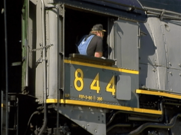 vlcsnap-2019-04-27-19h57m42s821